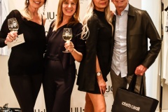 Promiflohmarkt-zu-Gunsten-von-Dance-against-Cancer-15.5.2025-Adobe-035