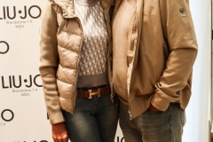 Promiflohmarkt-zu-Gunsten-von-Dance-against-Cancer-15.5.2025-Adobe-065