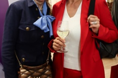 Promiflohmarkt-zu-Gunsten-von-Dance-against-Cancer-15.5.2025-Adobe-096