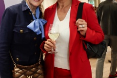 Promiflohmarkt-zu-Gunsten-von-Dance-against-Cancer-15.5.2025-Adobe-097