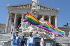 Vienna-Pride-Regenbogenparade-14.6.2025-Adobe-09